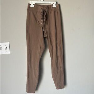 Good American Tan Lace-Up Leggings